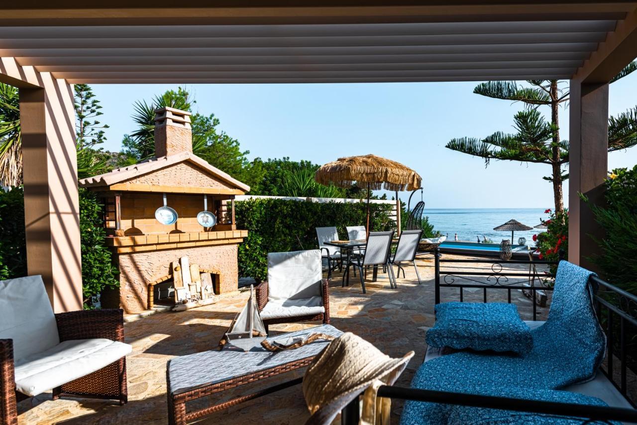 Beachfront Andriana Villa With Mini Pool And Spa Vasilikí Exterior foto