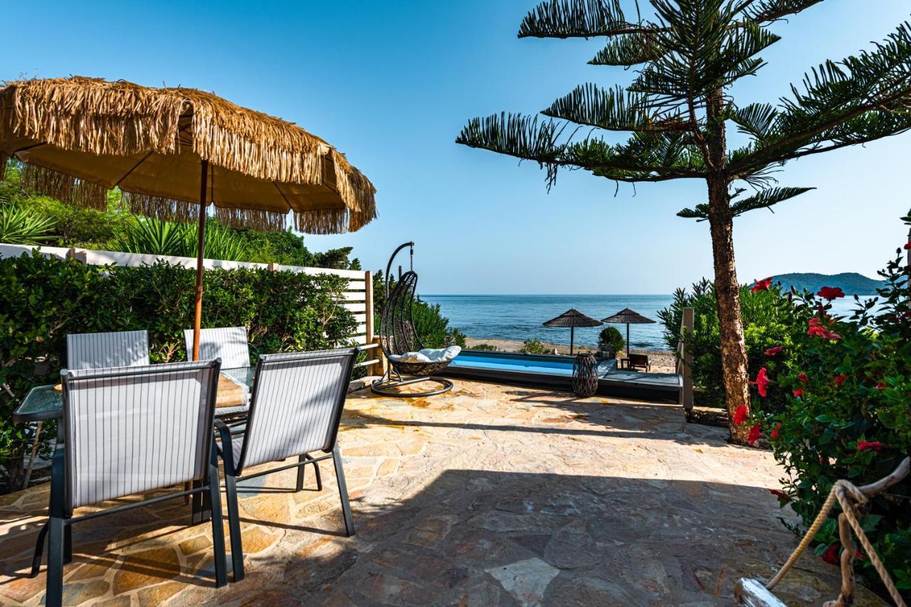 Beachfront Andriana Villa With Mini Pool And Spa Vasilikí Exterior foto