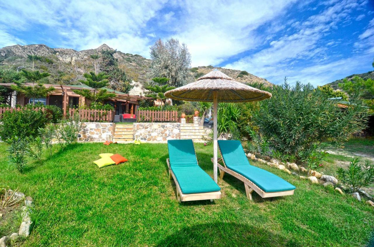 Beachfront Andriana Villa With Mini Pool And Spa Vasilikí Exterior foto